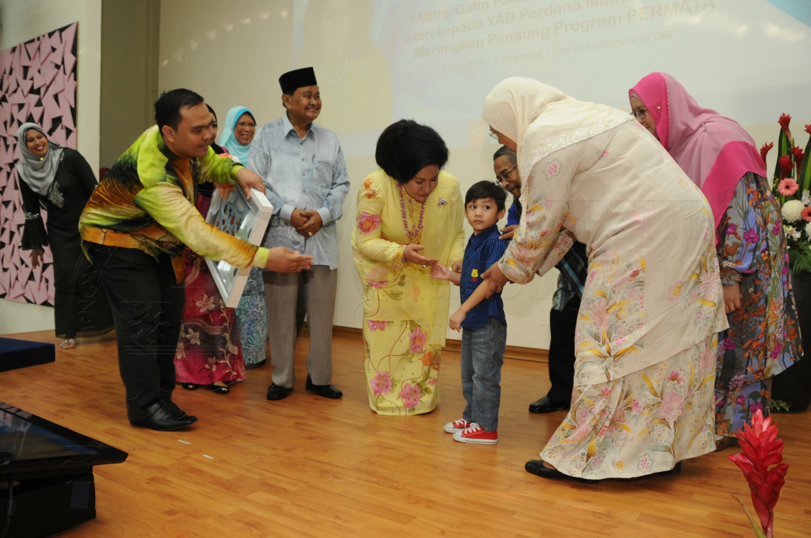 PRO16 32 NCDC HAS 3587